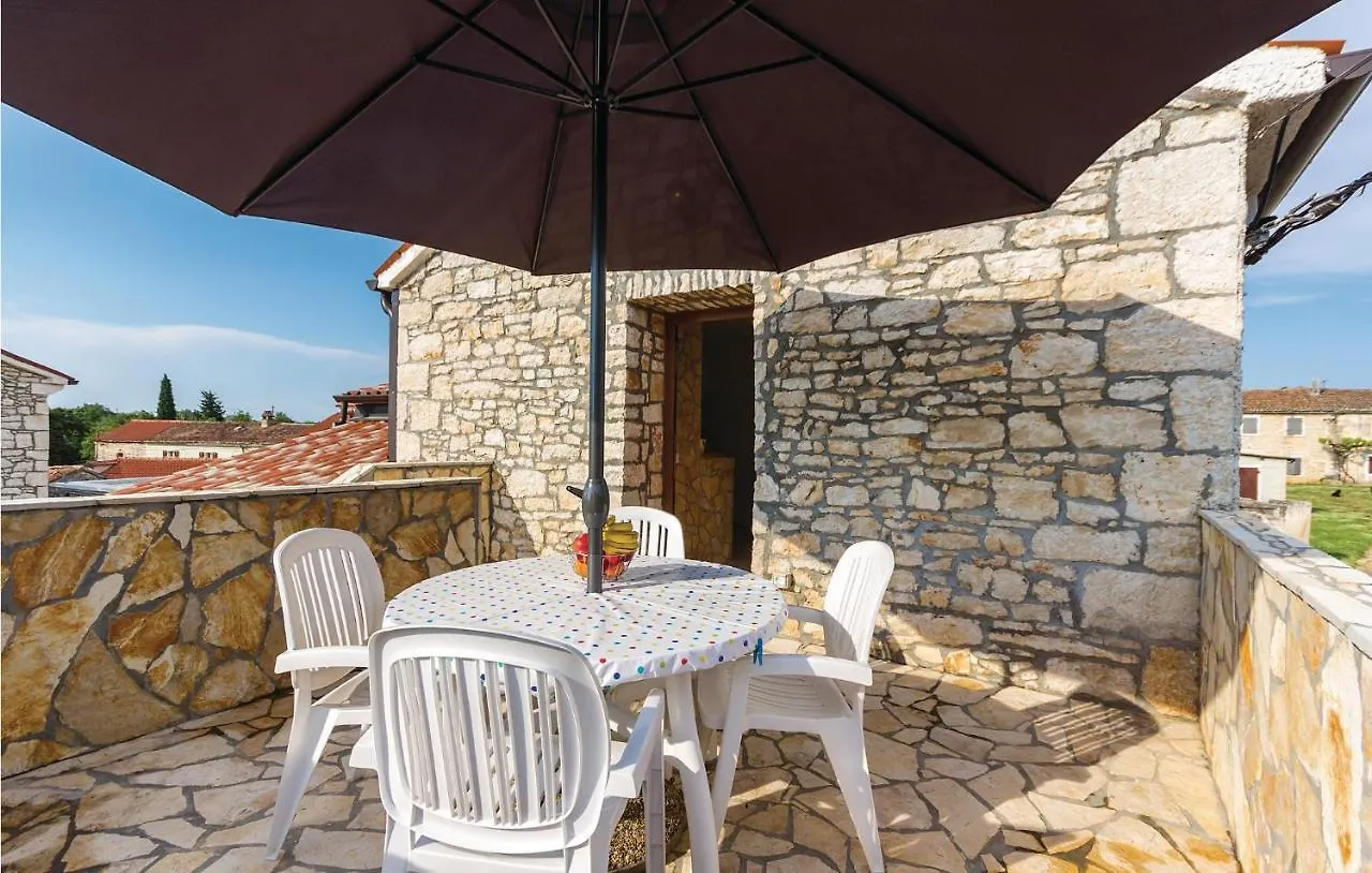 Nice Apartment In Orbanici With Wifi